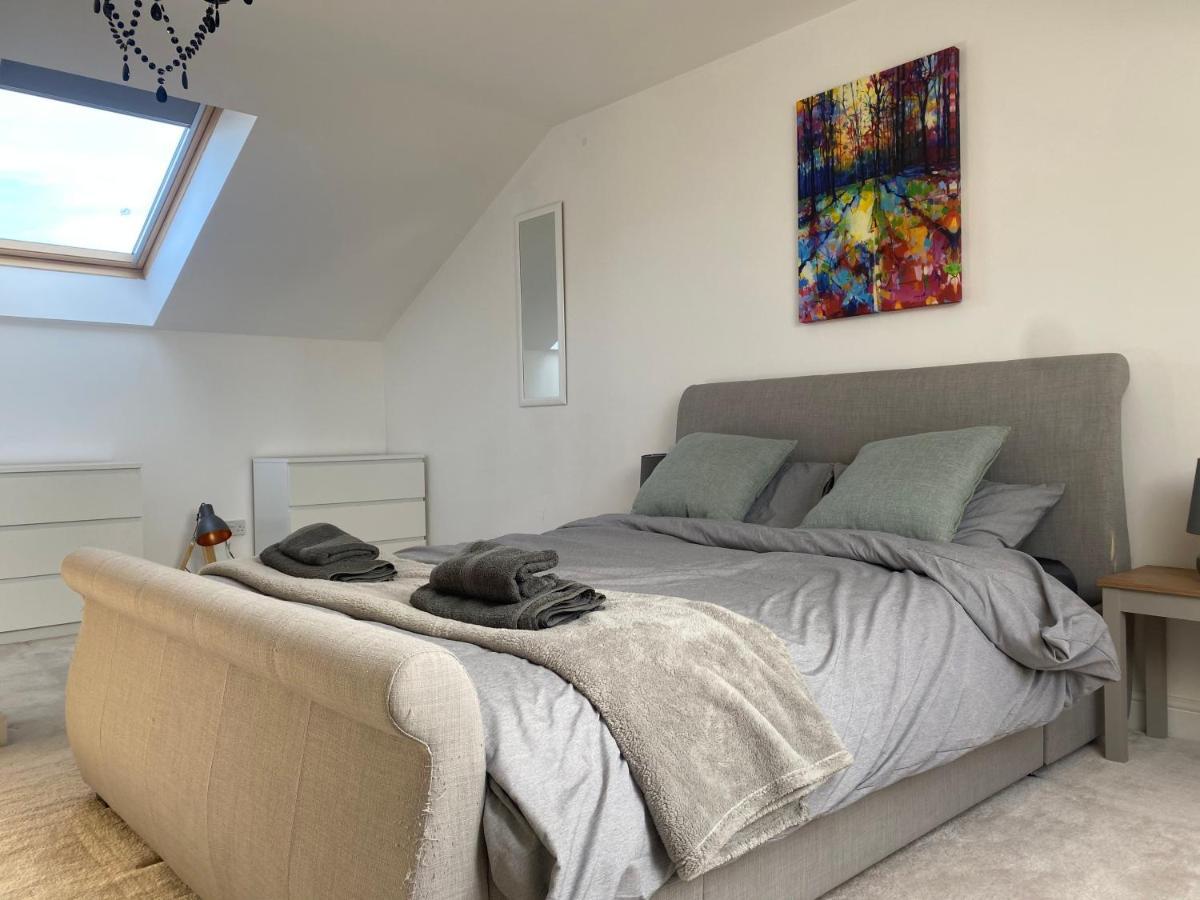 The Duplex Nairn- Spacious 3 Bedroom With Sunny Balcony Eksteriør billede