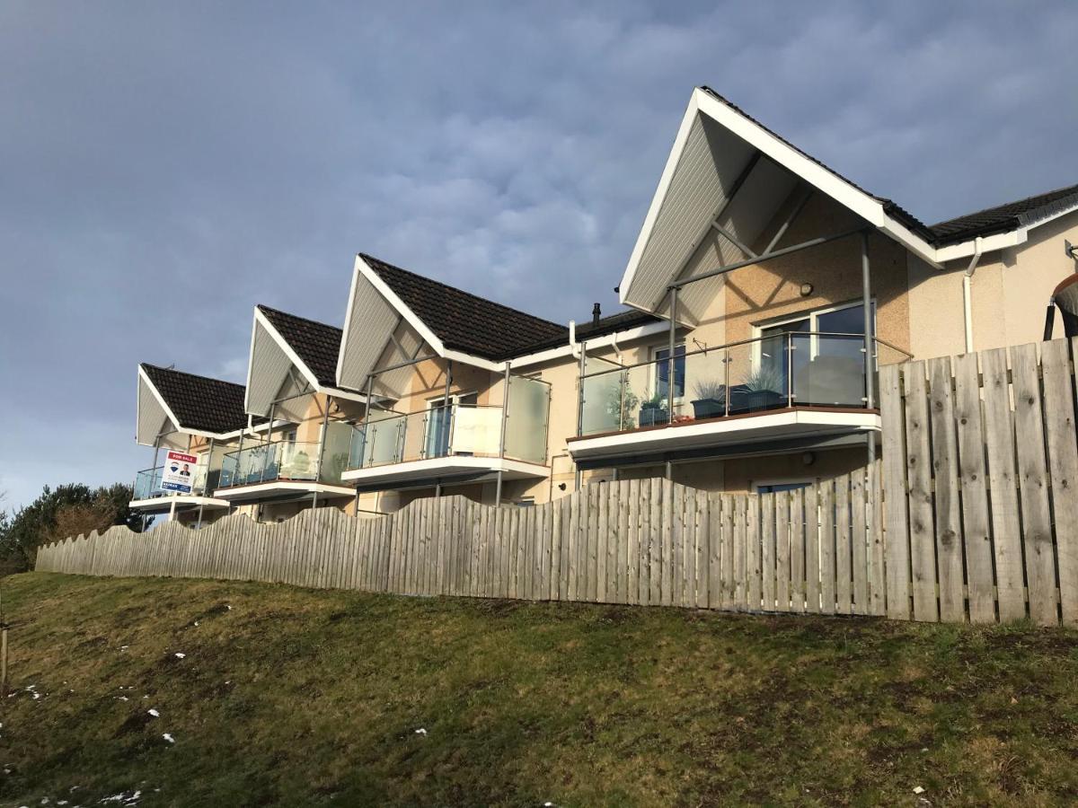 The Duplex Nairn- Spacious 3 Bedroom With Sunny Balcony Eksteriør billede