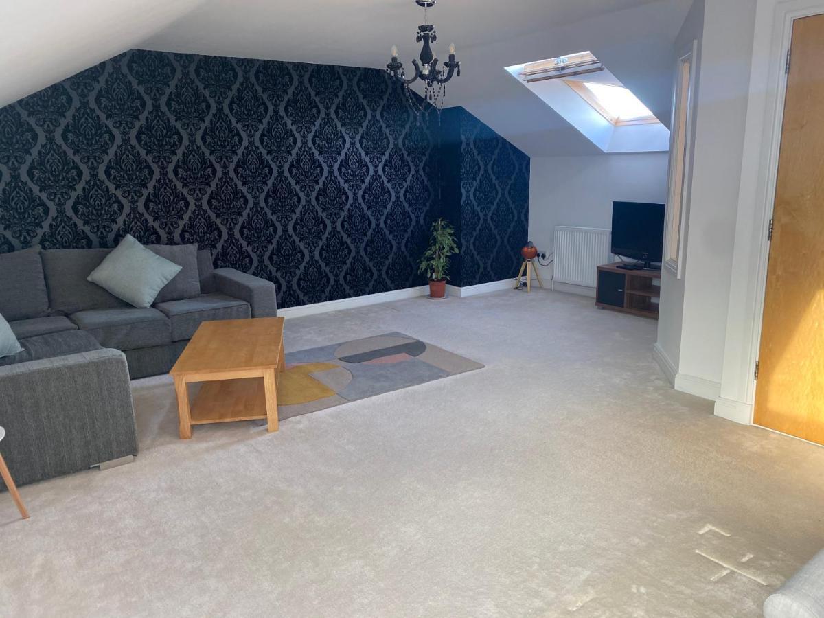 The Duplex Nairn- Spacious 3 Bedroom With Sunny Balcony Eksteriør billede