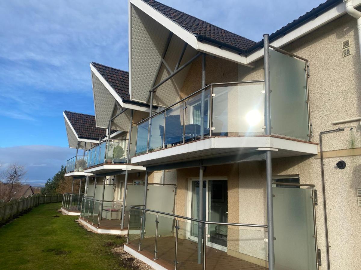 The Duplex Nairn- Spacious 3 Bedroom With Sunny Balcony Eksteriør billede