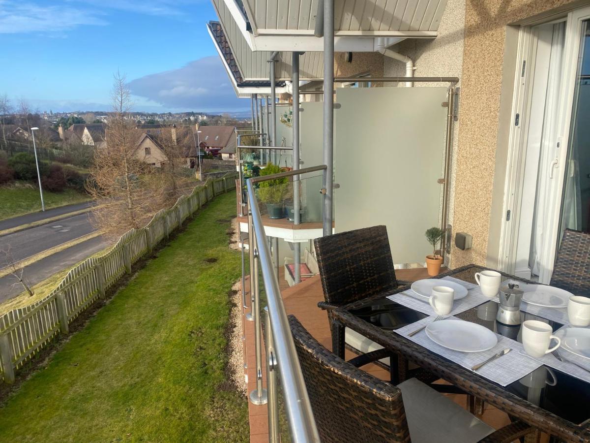 The Duplex Nairn- Spacious 3 Bedroom With Sunny Balcony Eksteriør billede